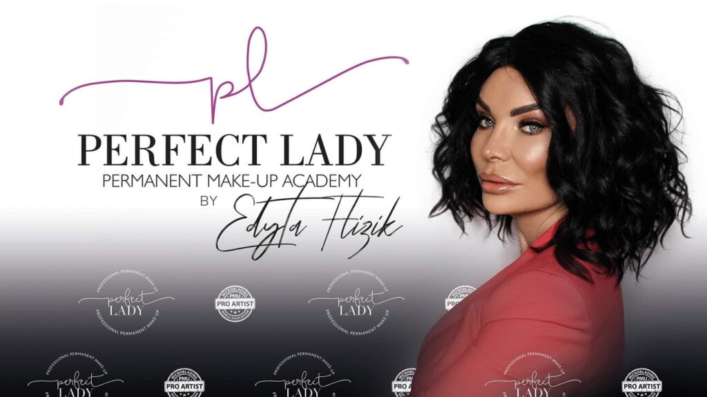 Edyta Flizik, specialist in permanente make-up in haar studio in Rotterdam