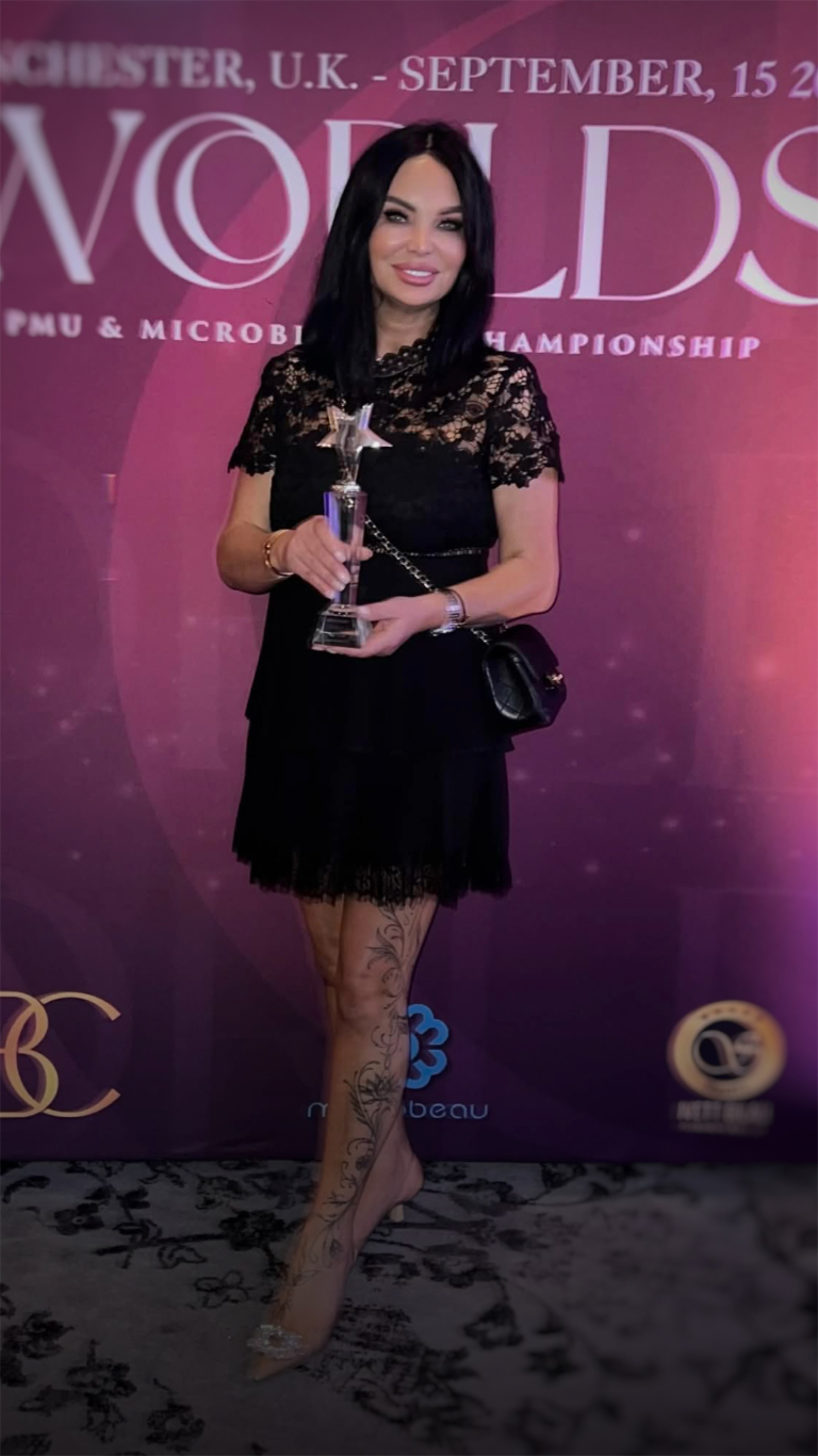 Edyta Flizik PMU specialist met 27 jaar ervaring en internationaal trainer